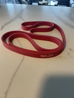 Banda de resistencia de entrenamiento de fuerza de grado profesional SKLZ (40 pulgadas) Foto 1 de 3