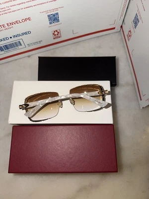 Firma Oro Cuadrado/Marrón Alambres Transparentes Cuerno de Búfalo Madera Buffs Gafas Foto 1 de 4