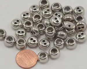 24 kleine glänzende dicke konkave silberfarbene Kunststoffknöpfe 3/8" 10 mm # 7050 - Bild 1 von 1