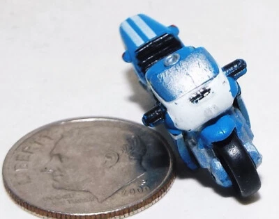 Small Micro Machine Plastic Suzuki GSXR 1100 Motorcycle in Blue/White Trim # 5 G - Image 1 of 3