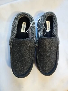 NWT Mens Dearfoam Black Slippers Size Medium 9-10 - Picture 1 of 6