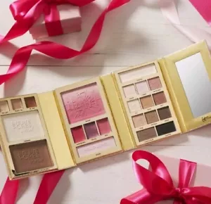 It Cosmetics It Girl Beauty Book Gold Special Holiday Edition New Without Box - Picture 1 of 15