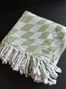 Teema Turkish Towel Fringe Olive Checkmate 68x35 Woven Cotton Towel Wrap - Picture 1 of 22