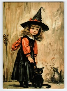 Postal litográfica vintage de Halloween brujita con gatos negros - Imagen 1 de 2
