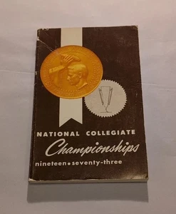 VINTAGE 1973 NATIONAL COLLEGIATE CHAMPIONSHIPS SPORT MEDIENFÜHRER JAHRBUCH - Bild 1 von 3