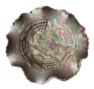 VTG Fenton Carnival Glass Grape & Leaf Pattern Iridescent Bowl W/Rare Finish - Picture 1 of 8