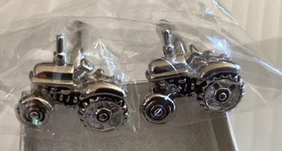 Gemelos Antiguo Tractor PLATEADO Sellado en Plástico GRAN REGALO Agricultura NUEVO EN CAJA Foto 1 de 4