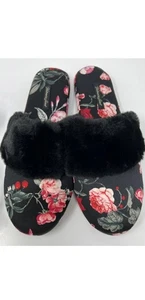NWT Victoria's Secret Slippers Faux Fur Trim Black Peony Floral Size L (9-10) - Picture 1 of 7