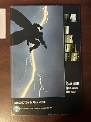 Batman The Dark Knight Returns TPB VF-NM DC Comics 1986 by Frank Miller 2nd Prnt - Image 1 of 4