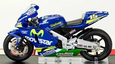 Honda RC211V Sete Gibernau 2005 Scala 1:24 Modellino Classe MotoGP Numero 15 - Immagine 1 di 4