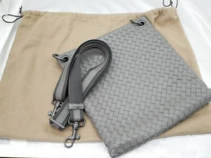 Auth BOTTEGA VENETA Intrecciato Shoulder Bag Messenger Bag Gray Leather #6152P - Picture 1 of 23
