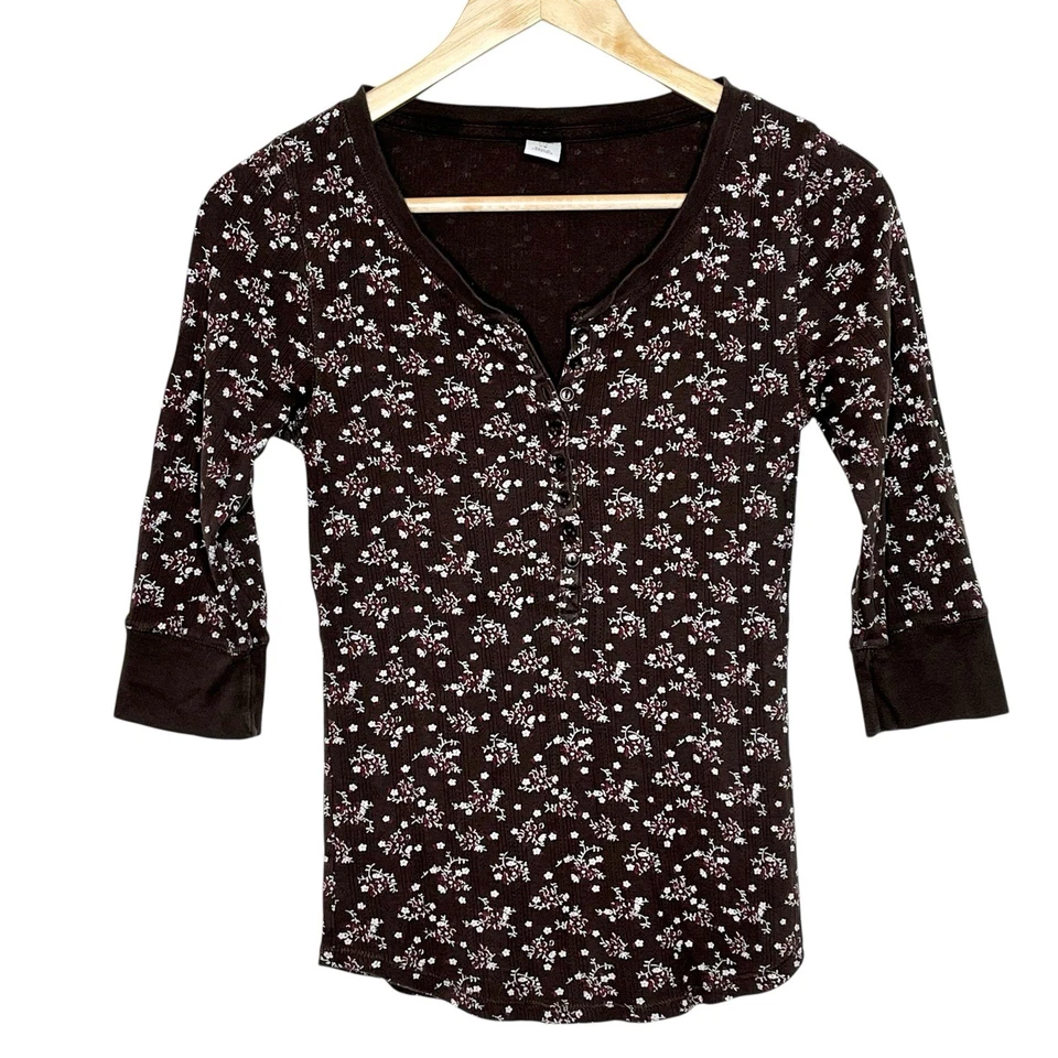 Gap Y2K цветочный Henley верхний коричневый женщин XS ребристый Pointelle Cottagecore изящный - Изображение 1 из 4