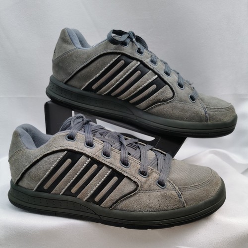 Scarpe da ginnastica vintage Adidas Originals da uomo in camoscio grigio UK 11 pattinatori usate
