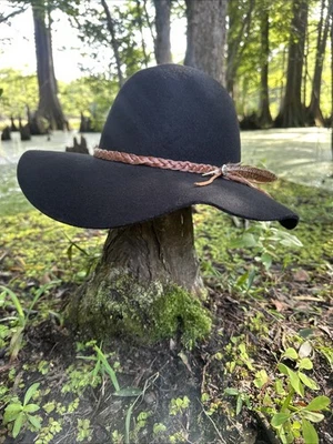 Charlie 1 Horse Black Wanderlust Wool Felt Hat Size M - Image 1 of 4