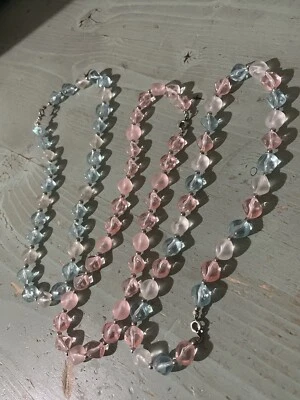 3 COLLANE PERLE DONNA TRASPARENTE BIANCO ROSA LUCITE GENUINE 100% Necklace NEW - Immagine 1 di 4