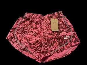 Neu Nike 3" Dri-FIT Icon Tempo gefütterte Damen-Laufshorts DQ6673-684 Größe S - Bild 1 von 5