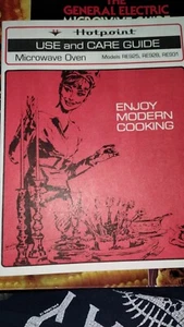 Hotpoint Microwave Use and Care Guide Cook Book Microwave Oven Model RE922 - Picture 1 of 3