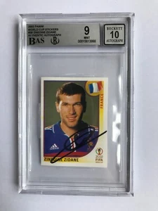 ZINEDINE ZIDANE signed PANINI Sticker #38 WM 2002 - BECKETT BAS 9/10 - NEUWERTIG - Bild 1 von 4