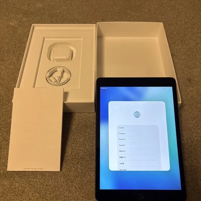 Apple iPad 2021 9th Generation WiFi Cellular, Space Grey, 64GB - Image 1 of 4