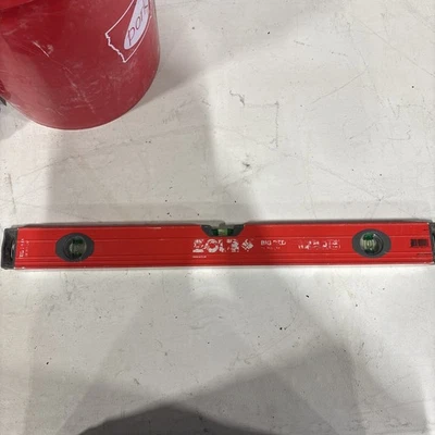 SOLA LSB24 Big Red Aluminum Box Beam Level with 3 Vials, 24-Inch Great Shape - Image 1 of 4