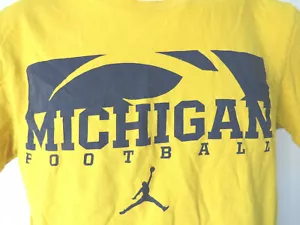 CAMISETA DE FUTBOL NIKE DORADA AMARILLA MICHIGAN UM Wolverines Maíz Pequeña S Azul T - Imagen 1 de 6