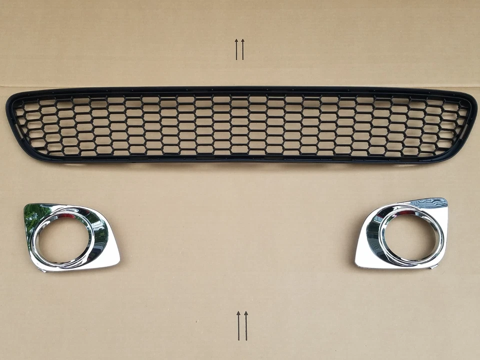 Juego de 3 piezas de parachoques delantero VENZA 2009-2012 rejilla inferior con luz antiniebla cromada L&R NUEVO Foto 1 de 1