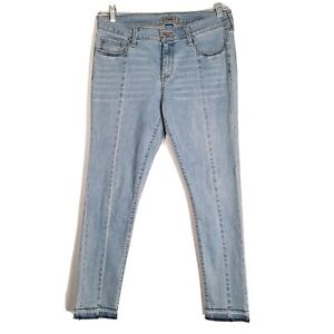 Arizona Size 11 Jeans Skinny Light Blue Mid Rise Inseam 28.5" Womens