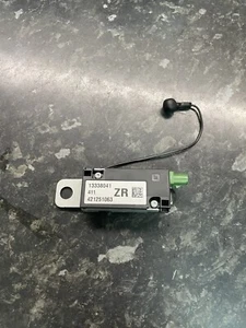 MÓDULO AMPLIFICADOR ANTENA AÉREA VAUXHALL ASTRA J MK6 13338041 2010-2015 CZZ10 - Imagen 1 de 5