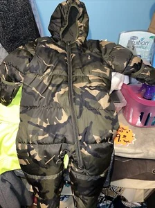 NWOT Old Navy 6 to 12 month camo snowsuit with feet and gloves attached - Picture 1 of 6
