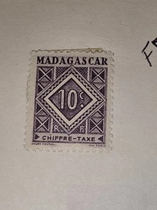 Vintage Madagascar 10c Stamp Used - #F583 - Picture 1 of 1
