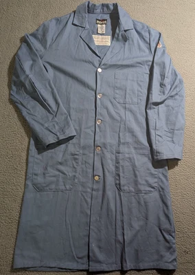 Bulwark Protective Apparel Men's Blue Button Up Long Sleeve Lab Coat / Size S - Image 1 of 4