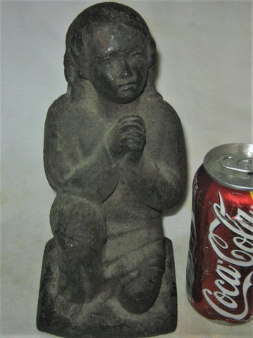 ANTIQUE CAST IRON HOME GARDEN CROSS BIBLE PRAYING GIRL STATUE SCULPTURE DOORSTOP Cover