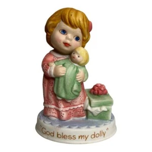 Tender Memories 1990 Figurine God Bless My Dolly Christmas Birthday Avon - Picture 1 of 5