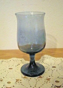 Yorktowne 8 oz. Glassware Wine - Pfaltzgraff (USA) - Picture 1 of 2