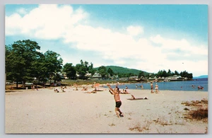 Postkarte Blick auf den Strand bei Weirs, NH. - Bild 1 von 2