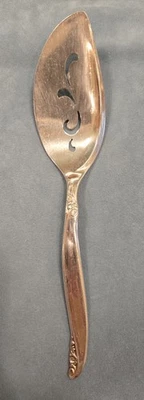 Vtg 1847 Rogers Bros IS Leilani Silverplate Pie or Cake Server - Image 1 of 4