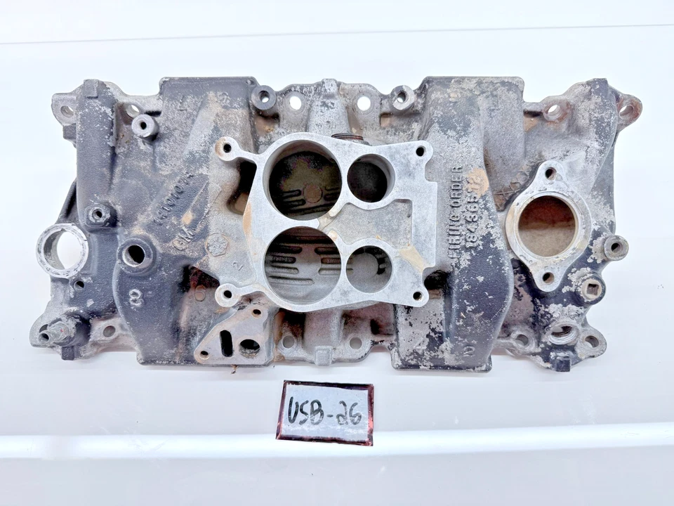 Colector de admisión de aluminio SBC Quadrajet 1987-1995 4 barriles 14101074 U5B-26 Foto 1 de 4