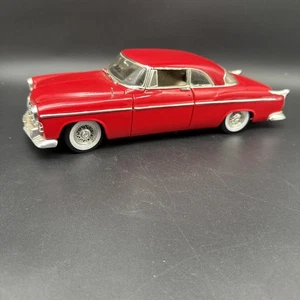 Motor Max 1955 Chrysler C300 1:18 Scale Die-Cast Car - Picture 1 of 6