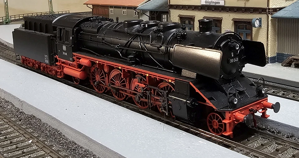 Märklin H0 39390 Dampflok BR39.0-2 der DB digital MFX Sound in OVP - Bild 1 von 4