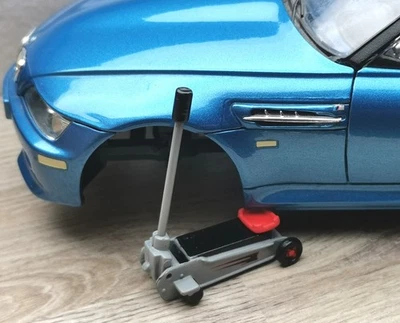 MARKENLOS #094 1:18 WAGENHEBER Werkstatt tuning diorama zubehör