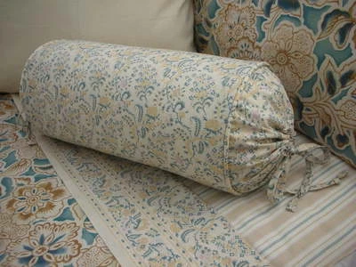 NUEVO Personalizado Ralph Lauren Retiro junto al mar Floral Paisley Cuello Almohada Cuello Rollo Foto 1 de 3