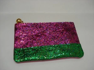 Ipsy December 2023 Glam Bag Make Up Bag Pink Green Sparkle Gold Zipper Charm NEW - Picture 1 of 3