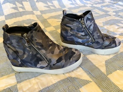 Steve Madden Niñas Cuña Gris Camuflaje Gamuza Botines Talla 3M Foto 1 de 4