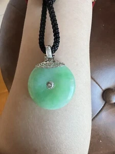 Circle Donut. Apple Green Jadeite Jade 18K White Gold W/Diamonds Bail Pendant - Picture 1 of 12