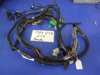 Arnés eléctrico principal Honda 250 VTR INTERCEPTOR E 1989 Foto 1 de 4