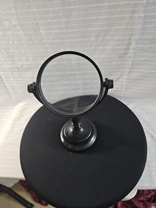 Lente di ingrandimento da tavolo in metallo nero. Bellissima finitura. Lente di ingrandimento, ingrandimento - Foto 1 di 8