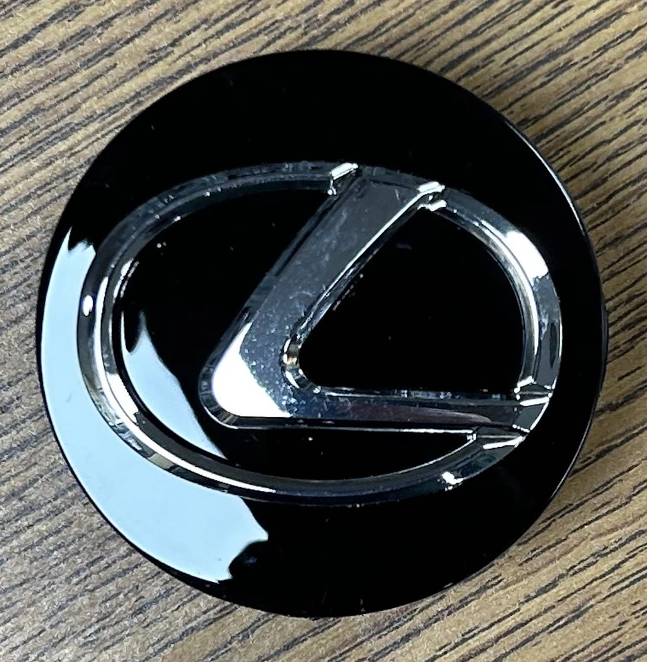 Tapa central negra 2 1/2" Lexus ES350, GS F, GS Turbo, GS200t, GS350 4260353110 X1 Foto 1 de 1
