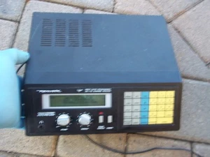 Realistic Pro-2004 Programmable AM/FM 300-Channel Scanner ..FLAGSHIP OF SCANNERS - Afbeelding 1 van 5