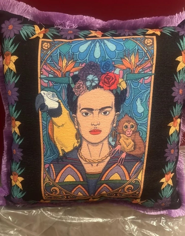 Frida Kahlo by Casa Padrino Luxus Deko Kissen Schwarz / Bunt / Lila 50 cm - Bild 1 von 1