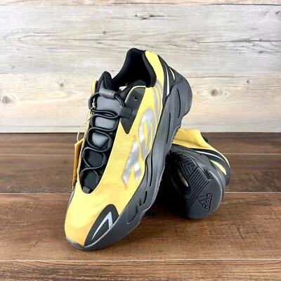 Adidas Yeezy Boost 700 MNVN Hombres Talla 4.5 Honey Flux GZ0717 Foto 1 de 4